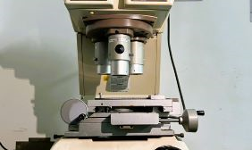 Benchtop Profile Projector